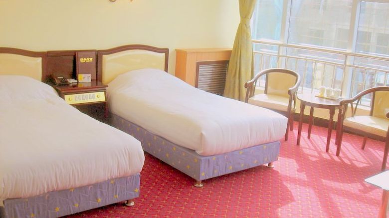 <b>Airport Express Hotel Room</b>. Images powered by <a href="https://www.leonardoworldwide.com/" title="Leonardo Worldwide" target="_blank">Leonardo</a>.