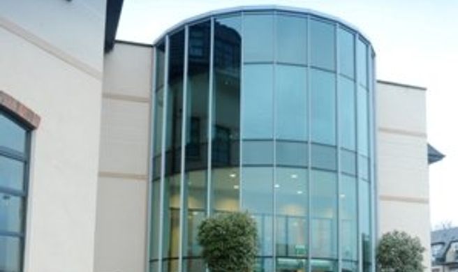 Westgrove Hotel Exterior