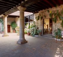 Villa Montana Hotel & Spa Lobby