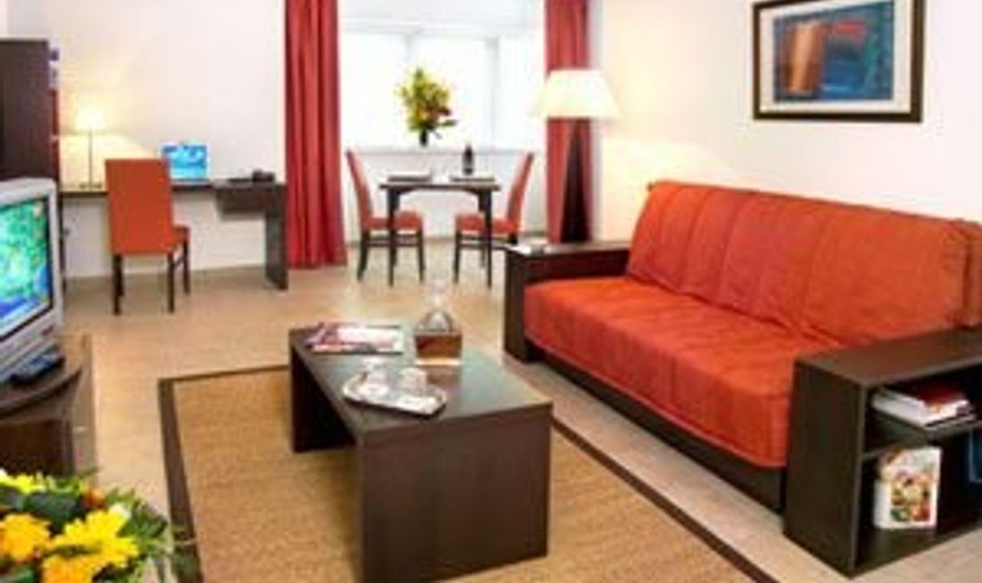 Annemasse Apparts Room