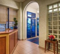 Hotel France Albion Lobby