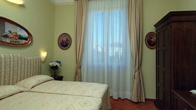 <b>Hotel Caravaggio Room</b>. Images powered by <a href="https://www.leonardoworldwide.com/" title="Leonardo Worldwide" target="_blank">Leonardo</a>.