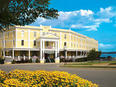 Perry hotel 2025