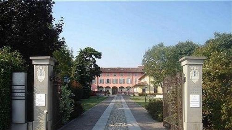 Hotel Antico Borgo La Muratella Exterior