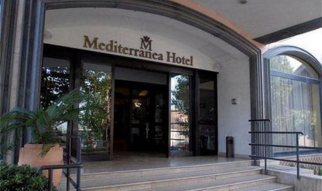 Mediterranea Hotel Salerno Exterior