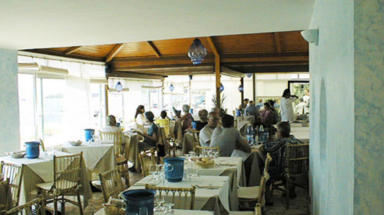 Roses Hotel Del Sole Restaurant
