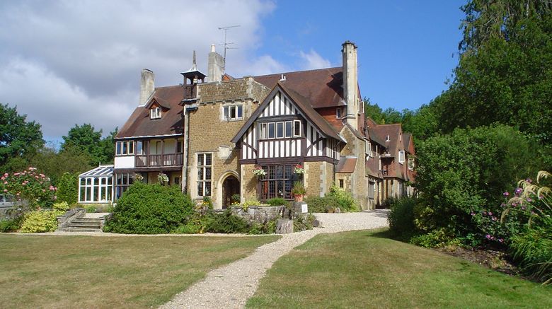 <b>Farnham House Hotel Exterior</b>. Images powered by <a href="https://www.leonardoworldwide.com/" title="Leonardo Worldwide" target="_blank">Leonardo</a>.