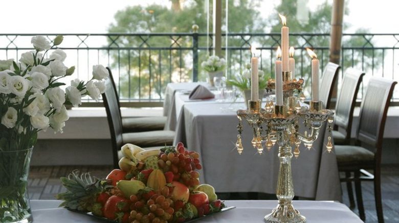 <b>The Seasons Hotel Restaurant</b>. Images powered by <a href="https://www.leonardoworldwide.com/" title="Leonardo Worldwide" target="_blank">Leonardo</a>.
