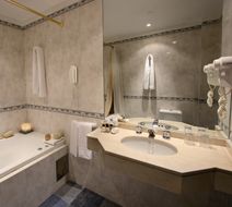 Gran Hotel Buenos Aires Room