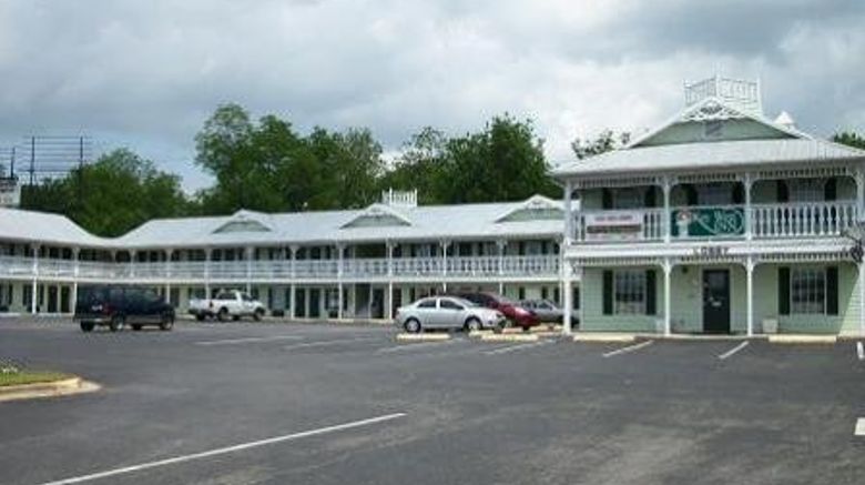 <b>Key West Inn Exterior</b>. Images powered by <a href="https://www.leonardoworldwide.com/" title="Leonardo Worldwide" target="_blank">Leonardo</a>.
