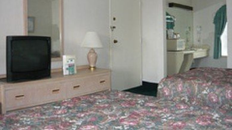 <b>Key West Inn Room</b>. Images powered by <a href="https://www.leonardoworldwide.com/" title="Leonardo Worldwide" target="_blank">Leonardo</a>.