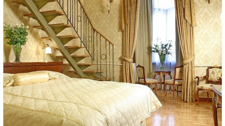 <b>Moskva Hotel Suite</b>. Images powered by <a href="https://www.leonardoworldwide.com/" title="Leonardo Worldwide" target="_blank">Leonardo</a>.