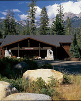Wuksachi Lodge