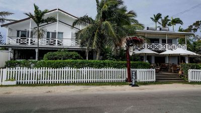 The Seaview Lodge