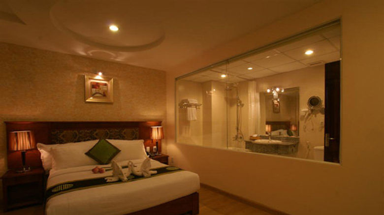 <b>Blue Diamond Hotel Room</b>. Images powered by <a href="https://www.leonardoworldwide.com/" title="Leonardo Worldwide" target="_blank">Leonardo</a>.
