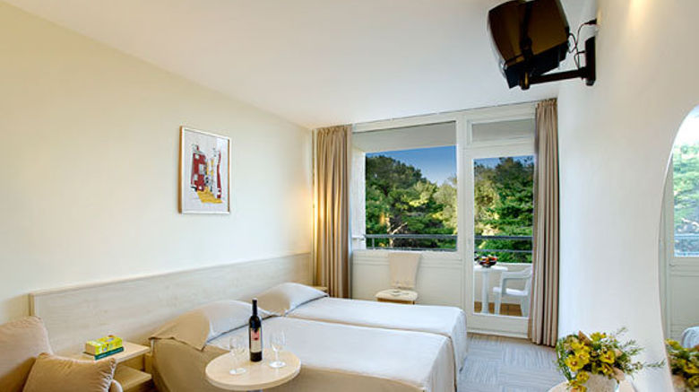 <b>Rabac Sunny Hotel & Residence Room</b>. Images powered by <a href="https://www.leonardoworldwide.com/" title="Leonardo Worldwide" target="_blank">Leonardo</a>.
