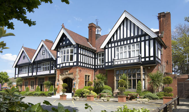 The Iliffe Hotel Exterior