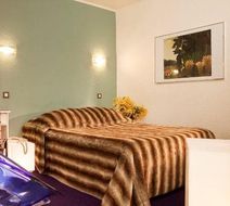 Le Hameau de Passy Room