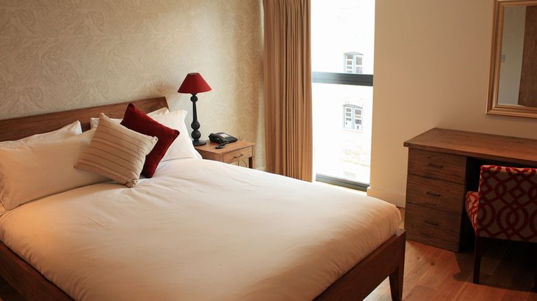 <b>The Varsity Hotel Room</b>. Images powered by <a href="https://www.leonardoworldwide.com/" title="Leonardo Worldwide" target="_blank">Leonardo</a>.