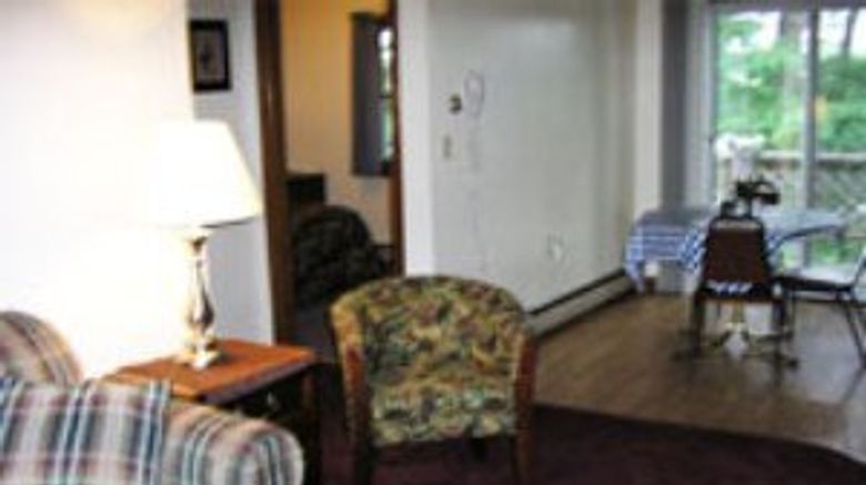 <b>Milford Motel on the River Room</b>. Images powered by <a href="https://www.leonardoworldwide.com/" title="Leonardo Worldwide" target="_blank">Leonardo</a>.