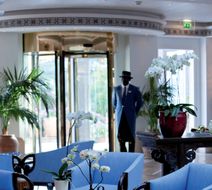 Seaside Grand Hotel Residencia Lobby