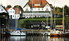 Hotel Troense