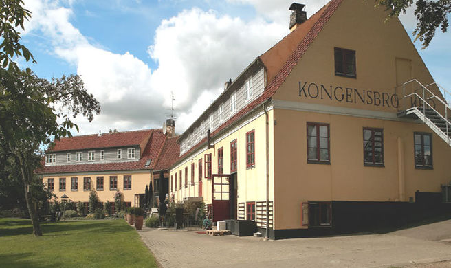 Kongensbro Kro Inn Exterior