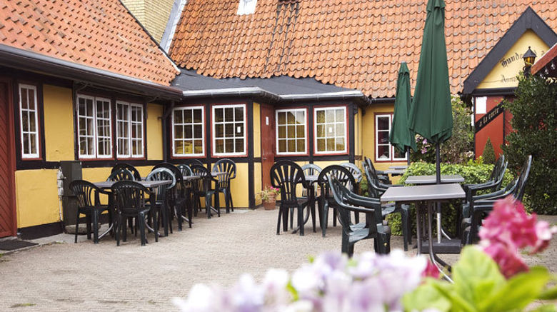 <b>Hundested Kro & Hotel Restaurant</b>. Images powered by <a href="https://www.leonardoworldwide.com/" title="Leonardo Worldwide" target="_blank">Leonardo</a>.