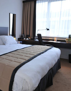 Progress Hotel