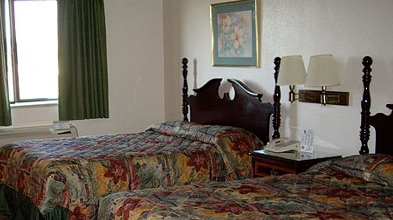 <b>Magnum Inn Union City Room</b>. Images powered by <a href="https://www.leonardoworldwide.com/" title="Leonardo Worldwide" target="_blank">Leonardo</a>.