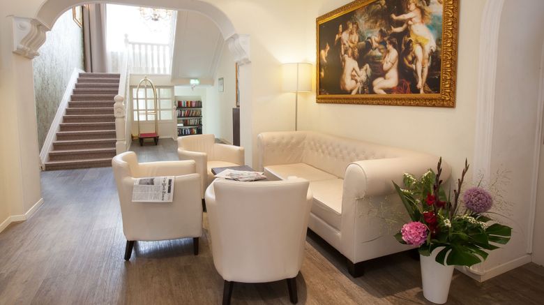 <b>Rheinischer Hof Lobby</b>. Images powered by <a href="https://www.leonardoworldwide.com/" title="Leonardo Worldwide" target="_blank">Leonardo</a>.