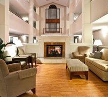 Holiday Inn Express & Suites Lobby
