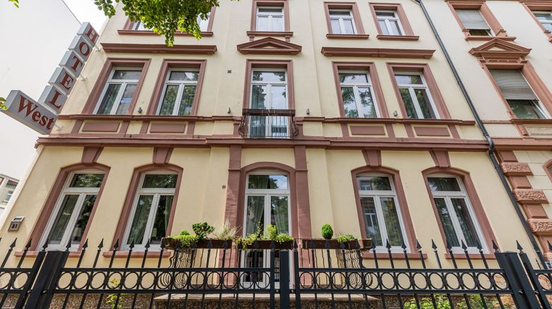 Hotel West Exterior. Images powered by <a href="https://www.leonardoworldwide.com" target="_blank" rel="noopener">Leonardo</a>.
