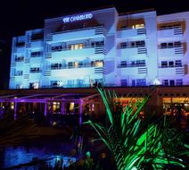 Cumberland Hotel Exterior