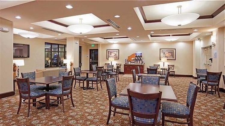 Holiday Inn Express Hotel & Suites Clovi Restaurant