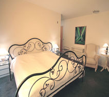 Sanden Bjerggaard Hotel Room