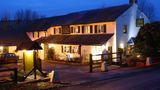 Queen's Arms Hotel Exterior