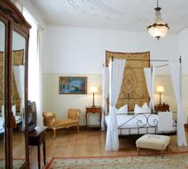 Hotel Orphee Grosses Haus Room