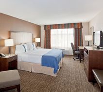 Holiday Inn & Stes Surrey E-Cloverdale Room