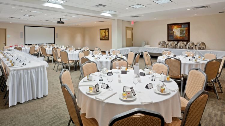 Holiday Inn & Stes Surrey E-Cloverdale Ballroom