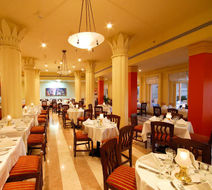 Marina Plaza Hotel by Swiss-Belhotel Restaurant