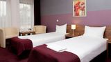 Hotel Swing Room