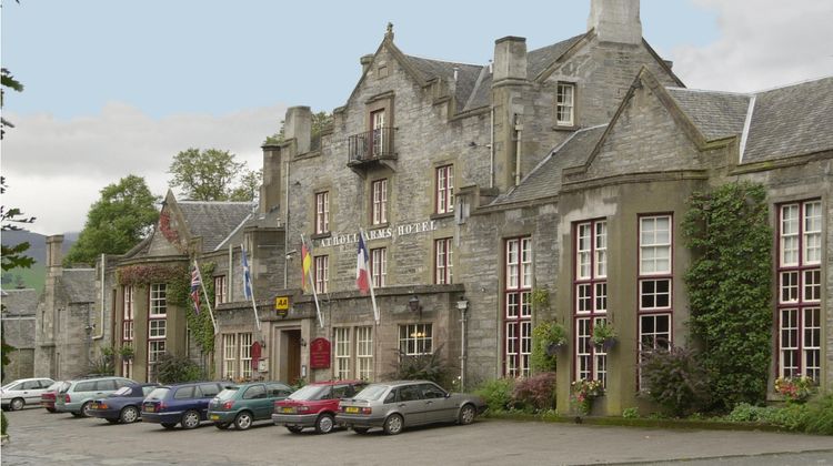 Atholl Arms Hotel Exterior
