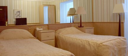 Clifton Park Hotel Room