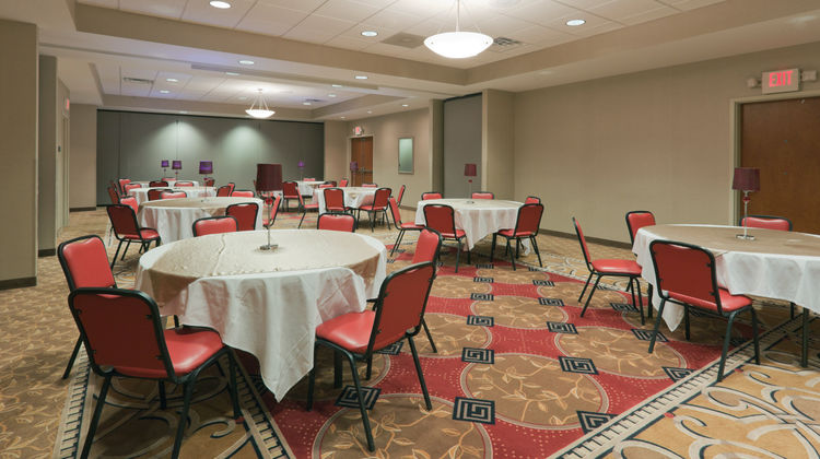Holiday Inn Carbondale Conference Center Ballroom
