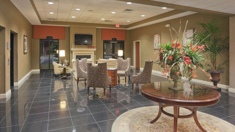 Holiday Inn Carbondale Conference Center Lobby