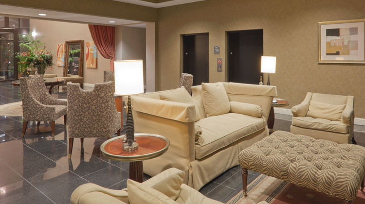 Holiday Inn Carbondale Conference Center Lobby