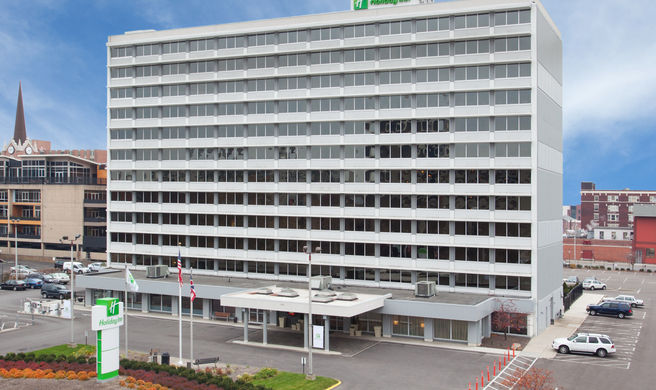 Holiday Inn Columbus Downtown Exterior