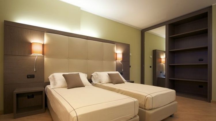 Acca Palace Hotel Room
