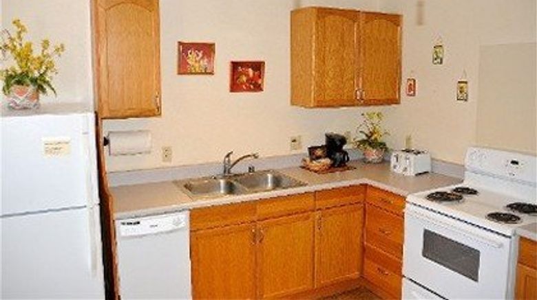 <b>The West Inn Kauai Suite</b>. Images powered by <a href="https://www.leonardoworldwide.com/" title="Leonardo Worldwide" target="_blank">Leonardo</a>.